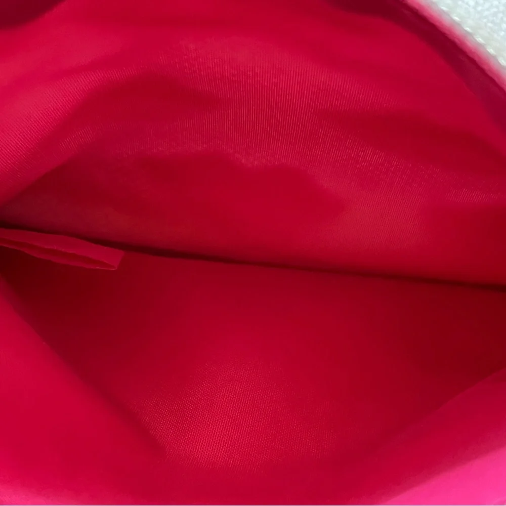 2/$20 Estee Lauder Women’s Lip Print Zip Top Pouch